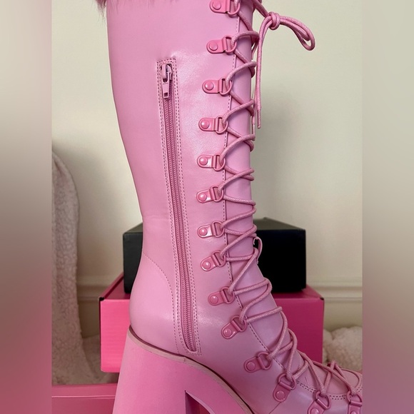 NIB Dolls Kill Sugar Thrillz Dollish Delight Platform Boots Faux Leather & Fur 💕 - Picture 6 of 16